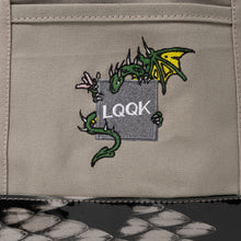 画像をギャラリービューアに読み込む, Cruel Barb Vinyl Bottom Dragon tote
