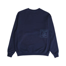 画像をギャラリービューアに読み込む, panelled always crewneck - navy
