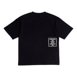 fanning tshirt - black